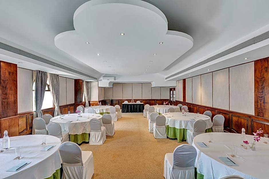 Club Mahindra Emerald Palms