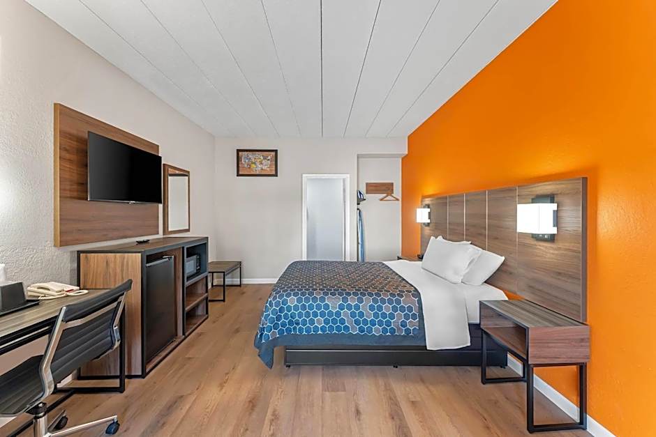 Econo Lodge Cranston - Providence