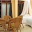 Arys Lagoon Bungalow & Hotel