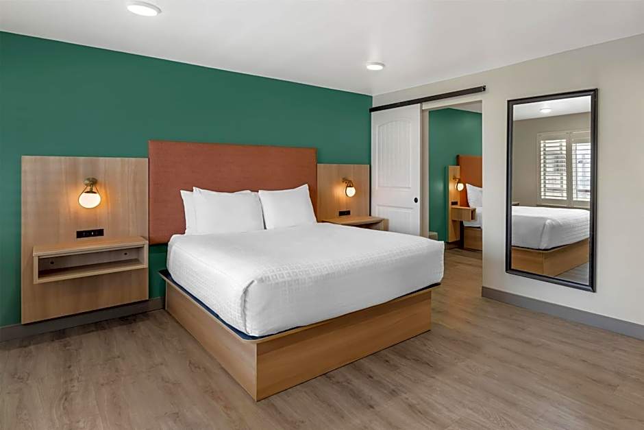 Best Western Plus Clocktower Inn