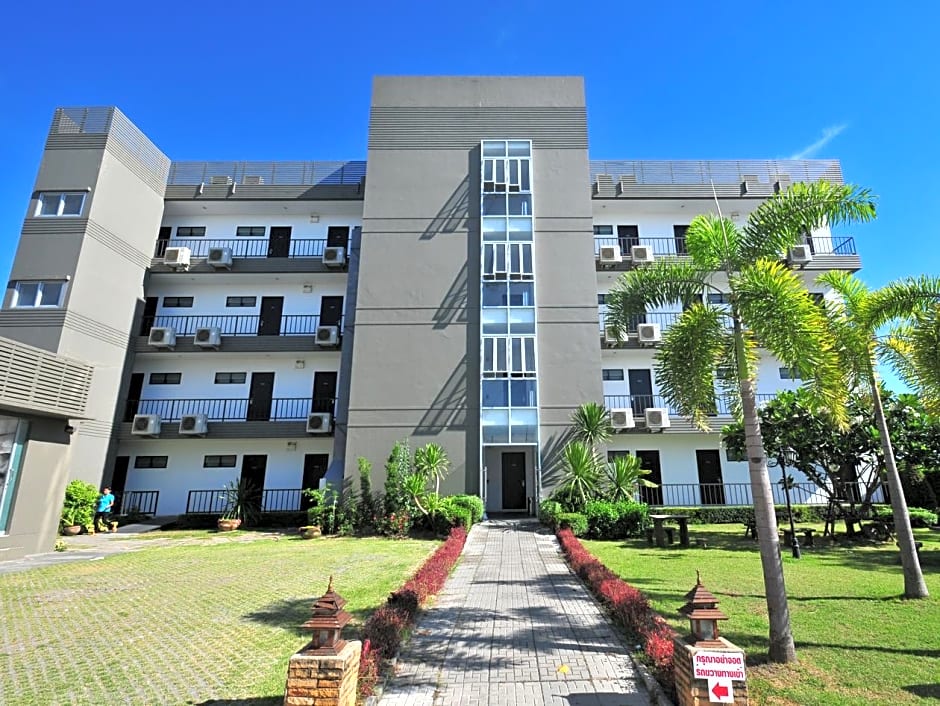 BS Premier Airport Hotel