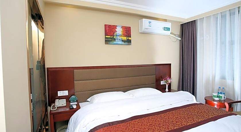GreenTree Inn KunShan Lujia Town Furong Road Express Hotel