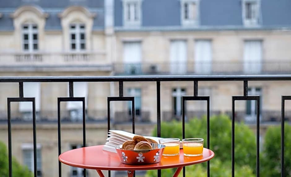 Suites & Hotel Helzear Champs-Elysees