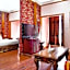 Capital O 125 Moon Plaza Hotel