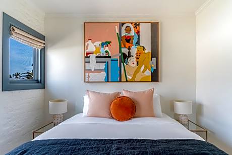 Superior King Suite