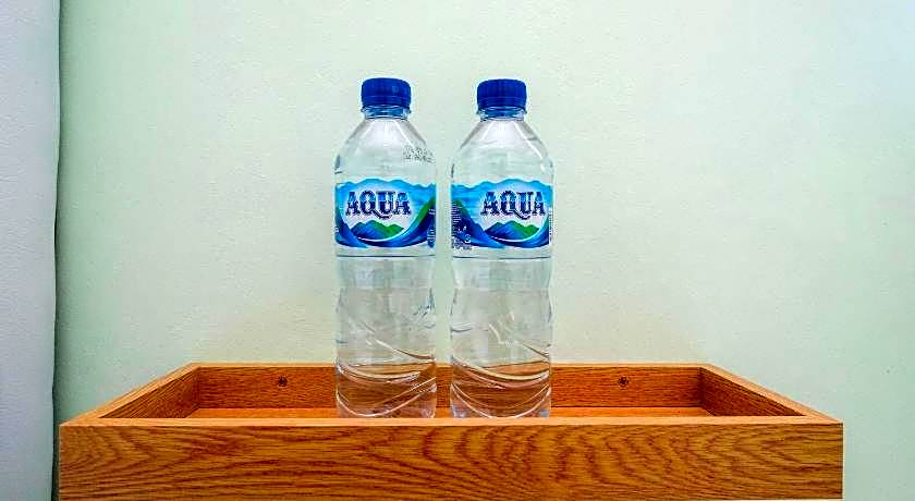 RedDoorz near Tugu Kartasura