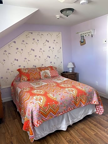 Pavillon- Budget Double Room