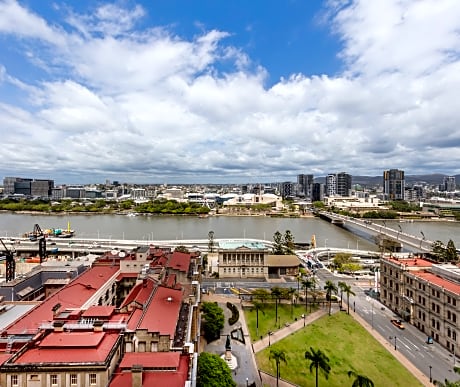 2 Bedroom River View
