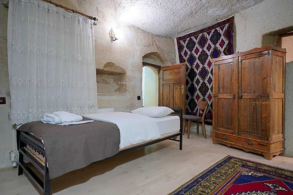 View Cave Hotel