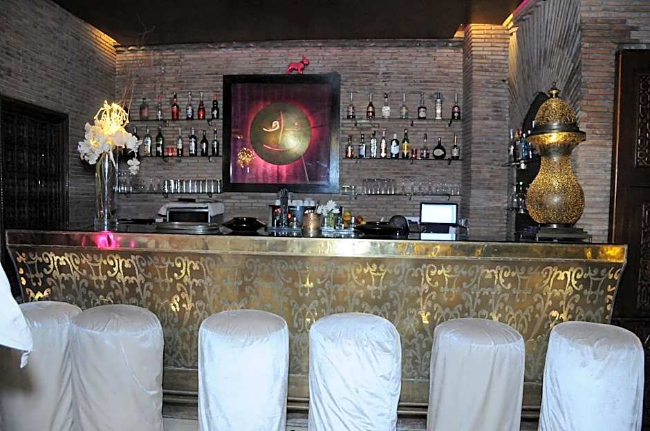 Riad Wow