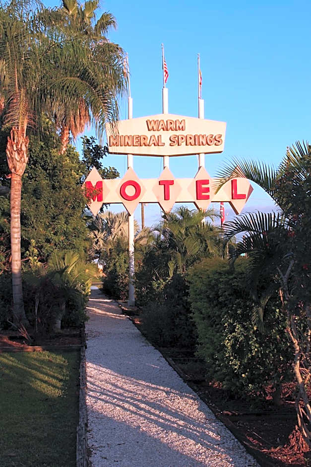 Warm Mineral Springs Motel