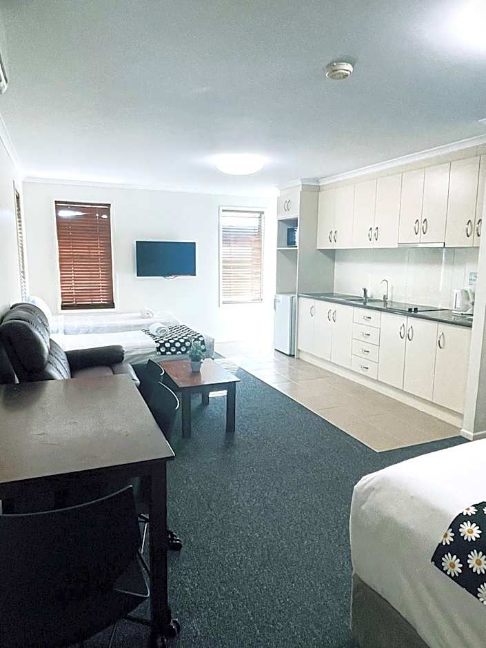 Jacaranda Place Motor Inn