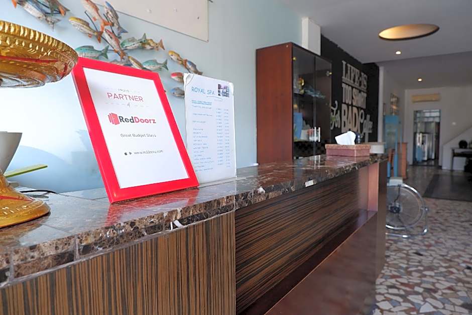 RedDoorz near RSUD Kota Mataram