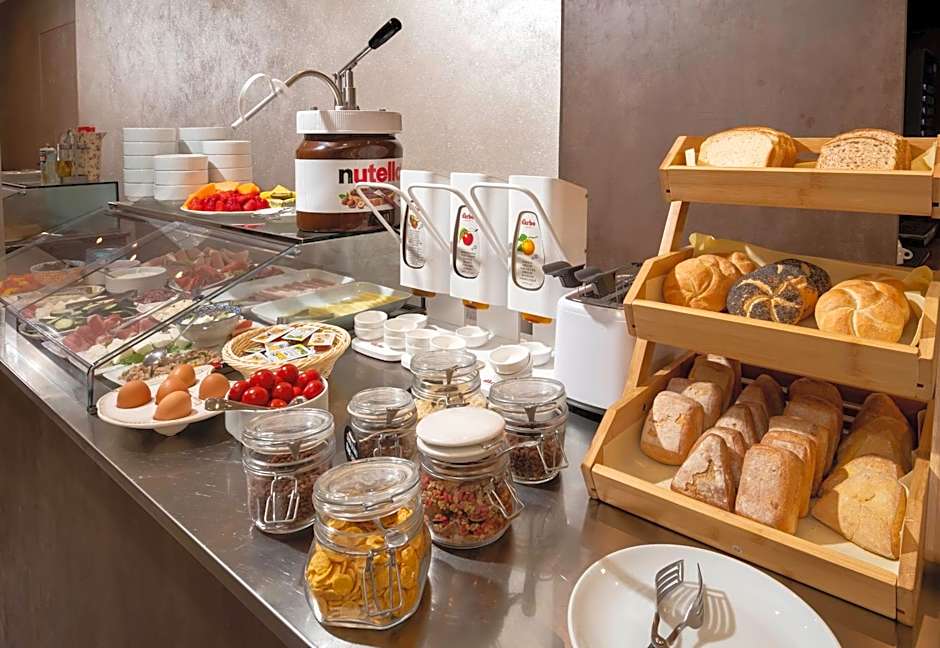 B&B Primrose Residence Hotel
