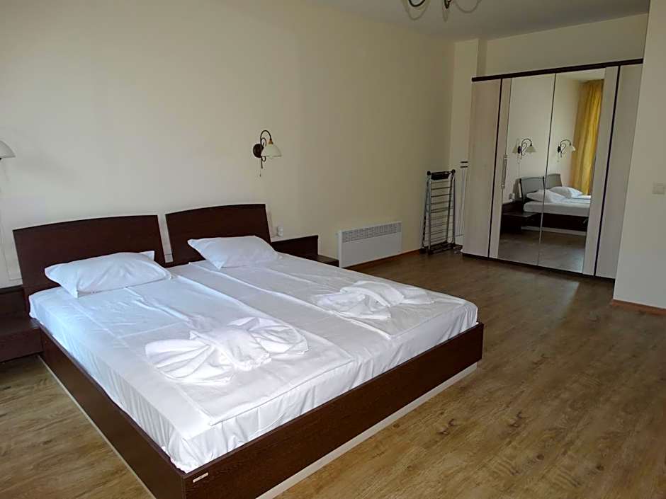 Chateau del Marina Apart Complex