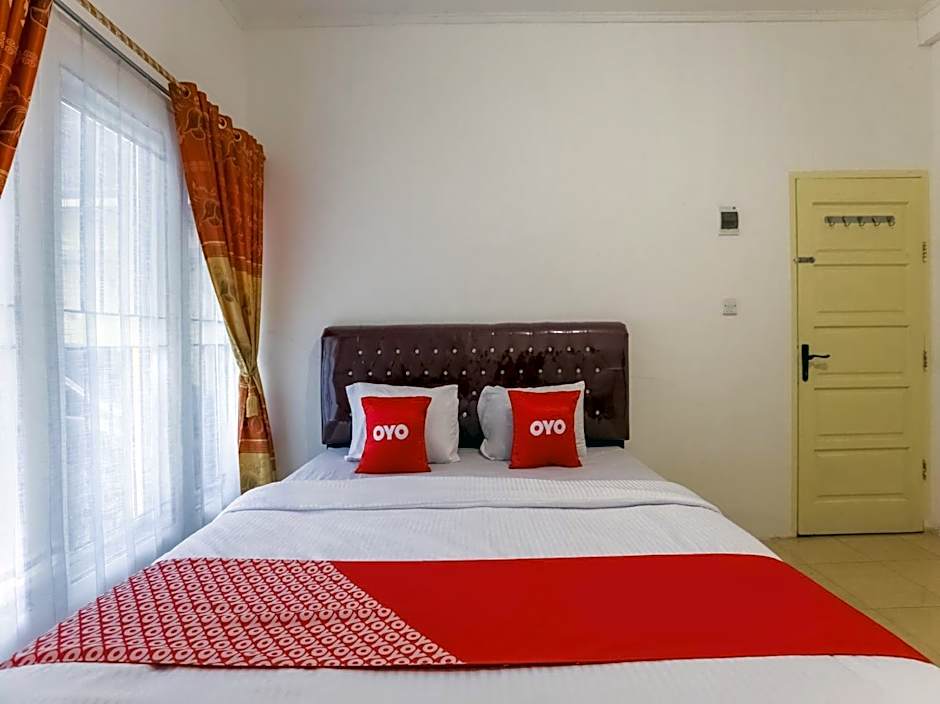 Urbanview Hotel Mine Residence Syariah