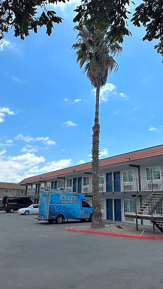 Studio 6 Suites San Ysidro CA San Diego South Bay