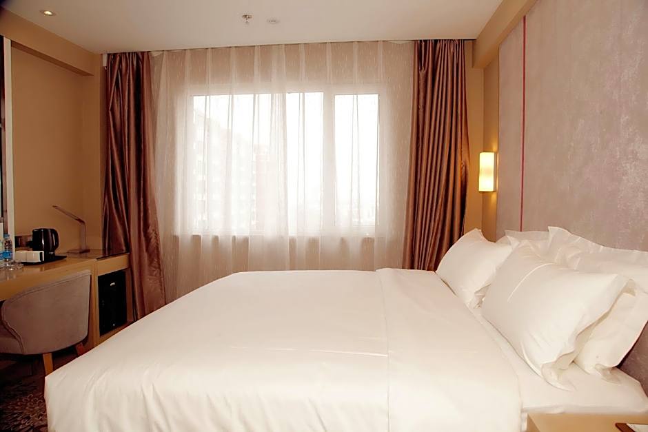 Lavande Hotel Fuxin San Yi Ba Park Branch