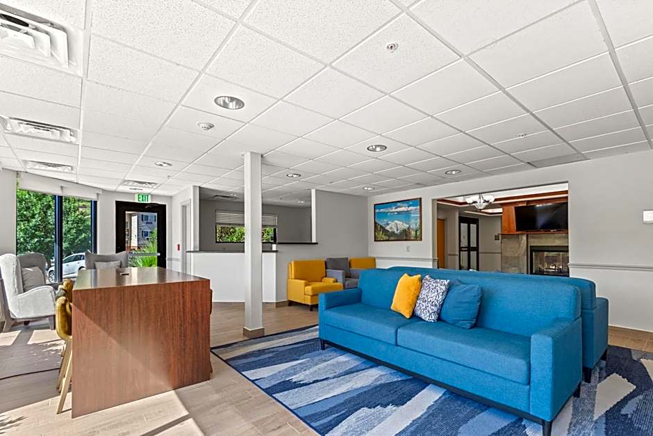 Comfort Inn & Suites Glenwood Springs On The River