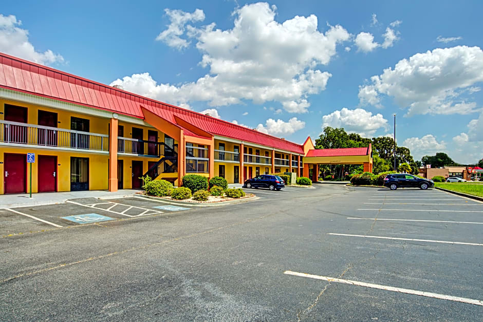 OYO Hotel Hinesville Oglethorpe