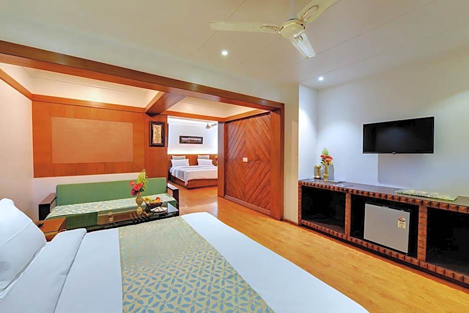 Photo 1 of 8 of Family Suite, Balcony