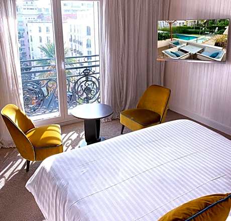 Junior Suite with Garden View