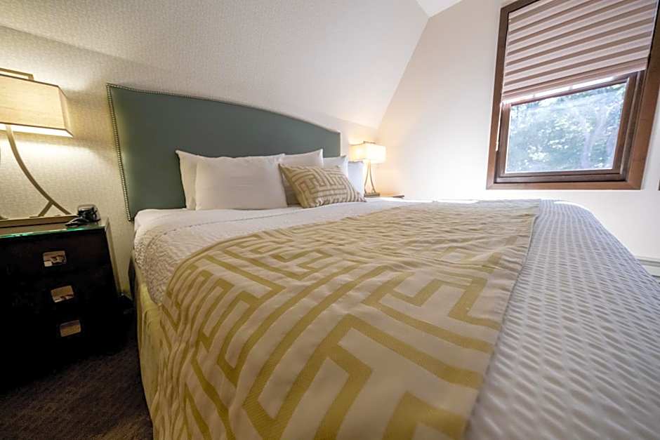 The Inn at Shattuck - St. Mary's