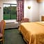 OYO Hotel Lincoln Airport NE, Hwy 80