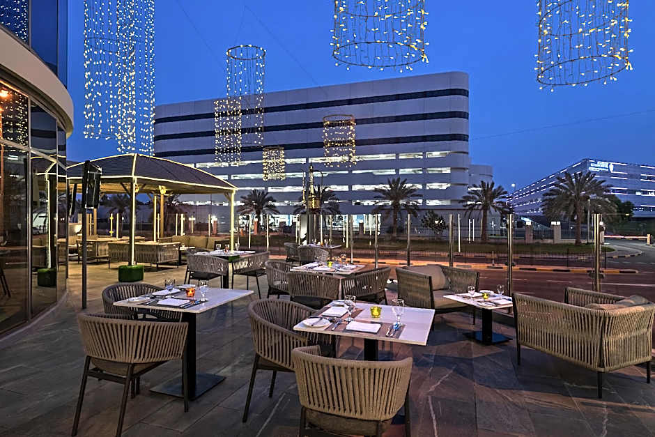 Majestic Arjaan By Rotana