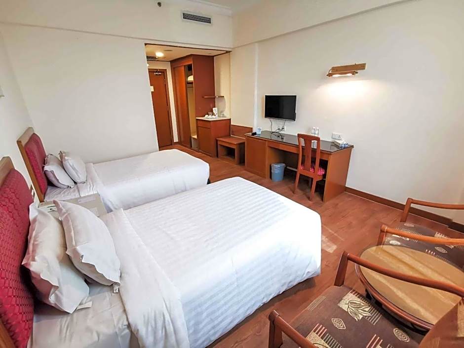 Crystal Crown Hotel Harbour View Port Klang