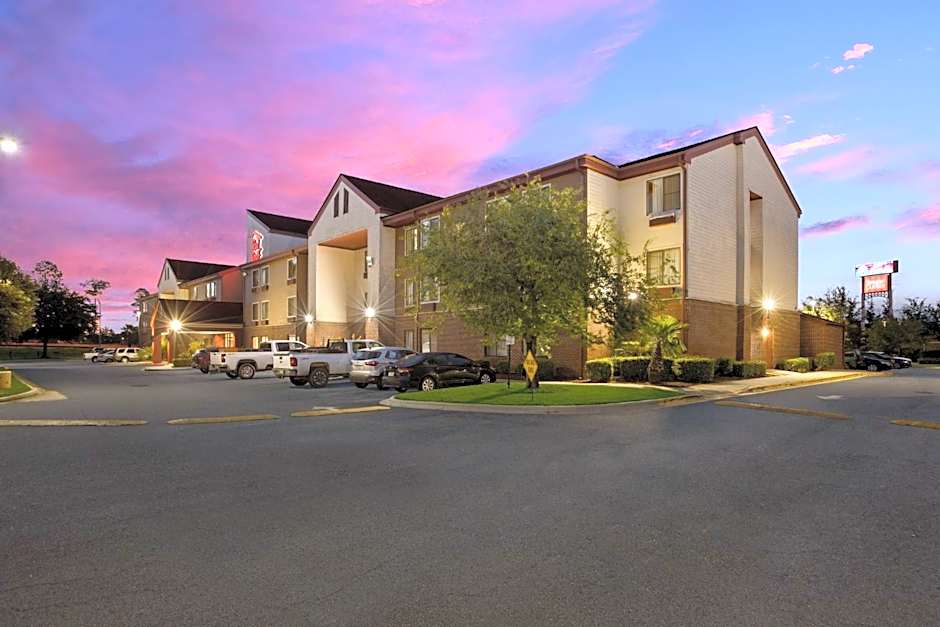 Red Roof Inn & Suites Savannah Airport