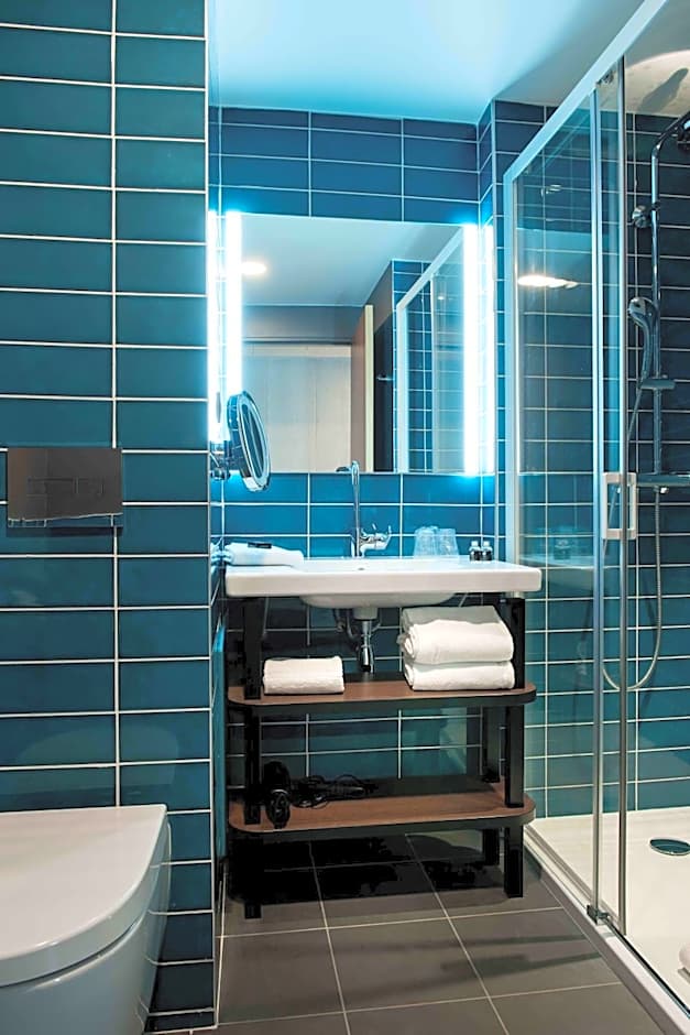 KOPSTER Hotel Lyon Groupama Stadium