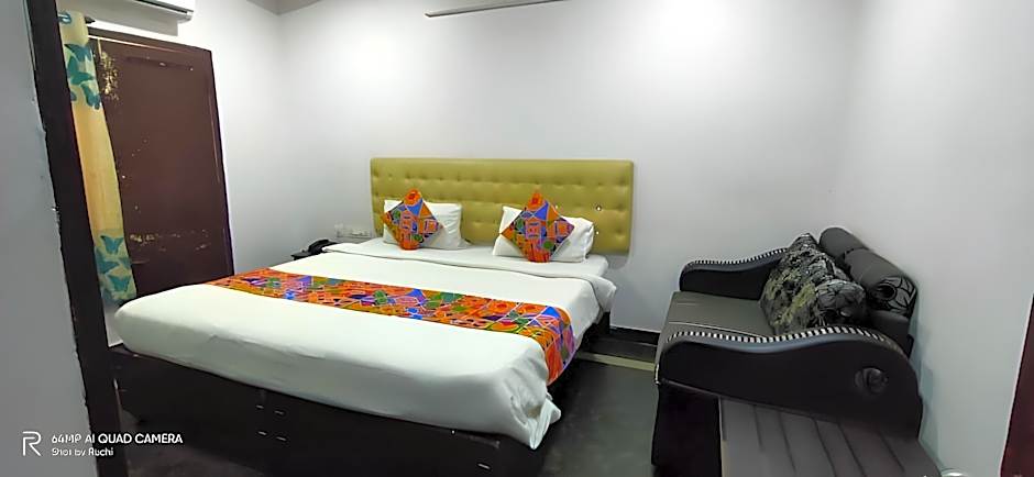 Prince Holiday Inn by OYO Rooms – Visakhapatnam, WI