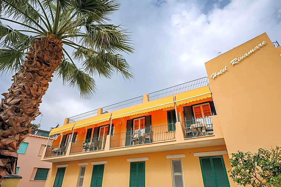 Hotel Rivamare