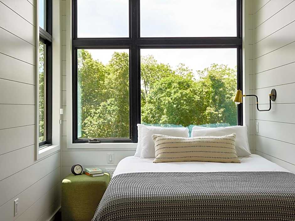 Photo 1 of 7 of Deluxe Suite