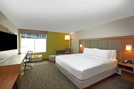 1 King Bed Standard