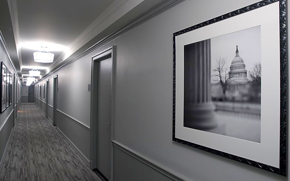 The State Plaza Hotel