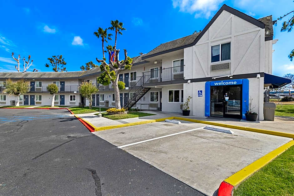Motel 6-San Diego, CA - North