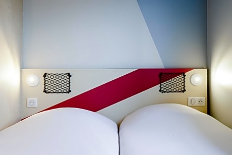 ROOM - for 3 people with 3 single beds