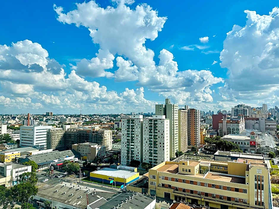 7th Avenue - Centro | Curitiba | Gonzaga Stays