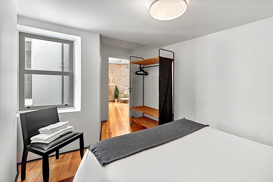 OX Apartments B Places