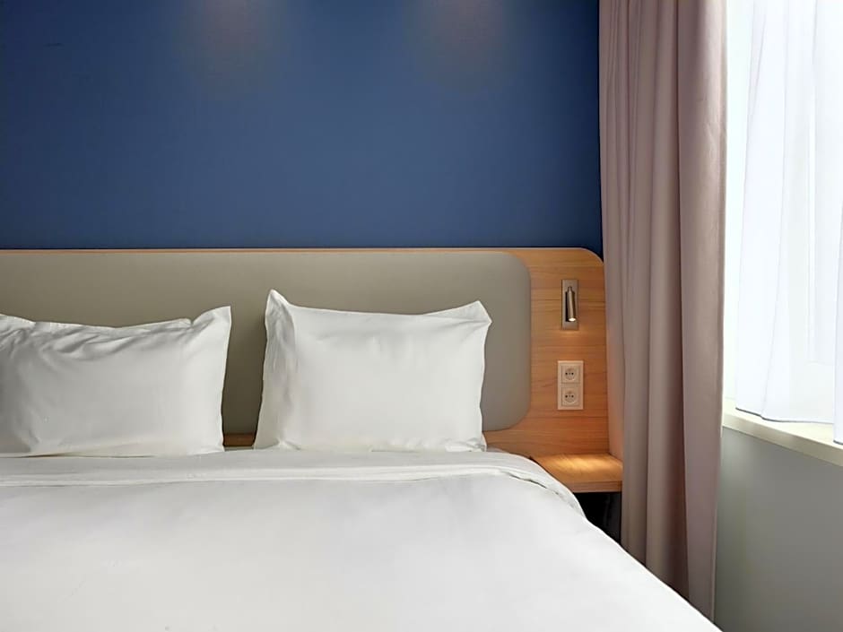 Holiday Inn Express Hasselt By IHG