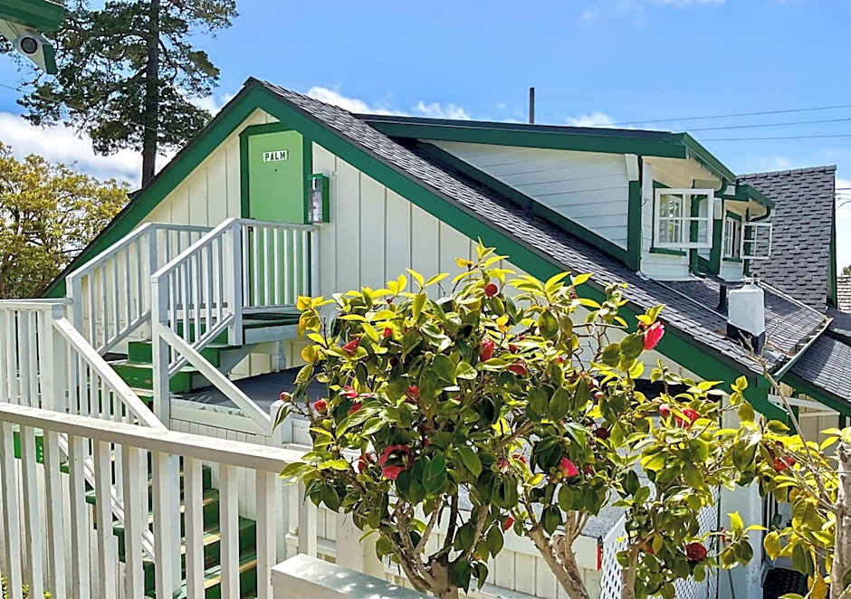 Carmel Green Lantern Inn