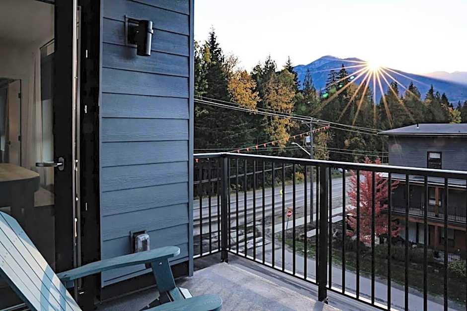 Snowed Inn - Stunning 3 Bedroom Condo