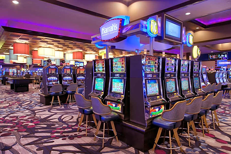 Harrah's Council Bluffs - A Caesars Rewards Destination