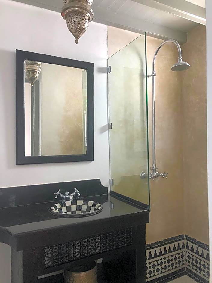 Riad le Consulat - Private Riad, Breakfast included