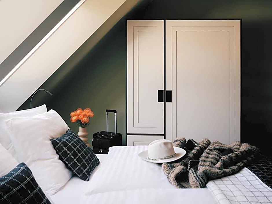 WELTWIEN Luxury Art Apartments & Free Parking