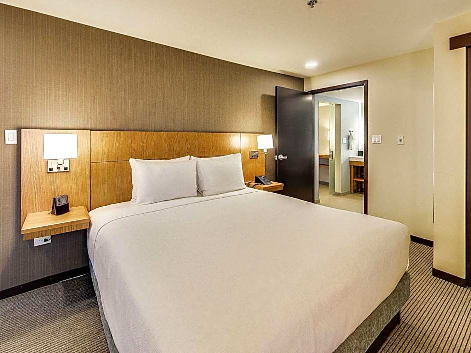 Hyatt Place Edmonton-West