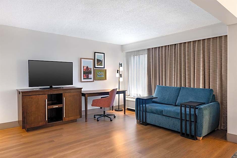 Hampton Inn By Hilton South Hill