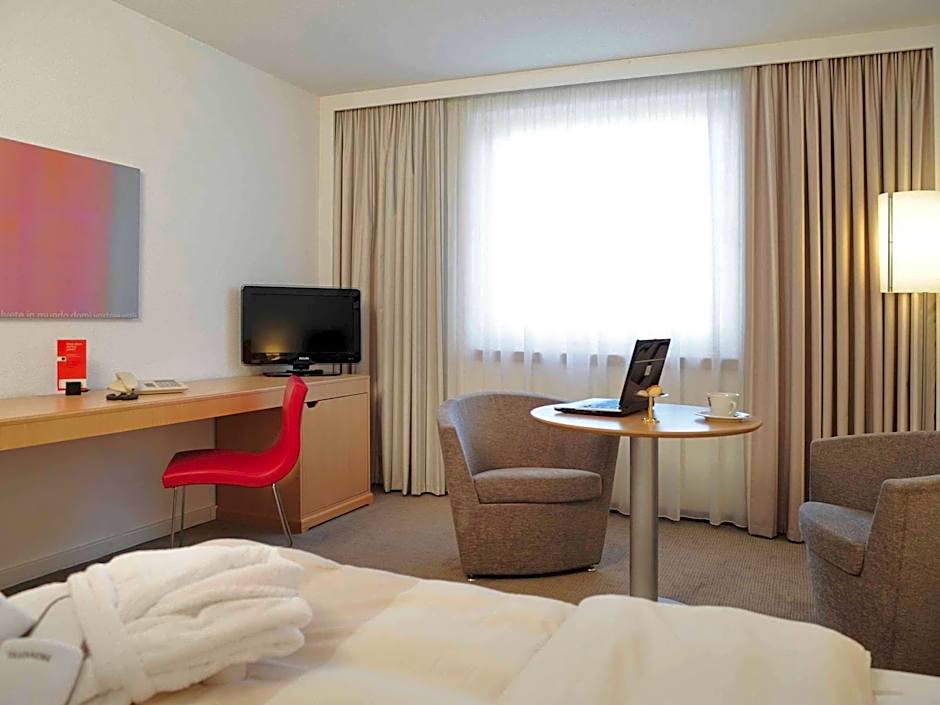 Novotel Duesseldorf City West Seestern